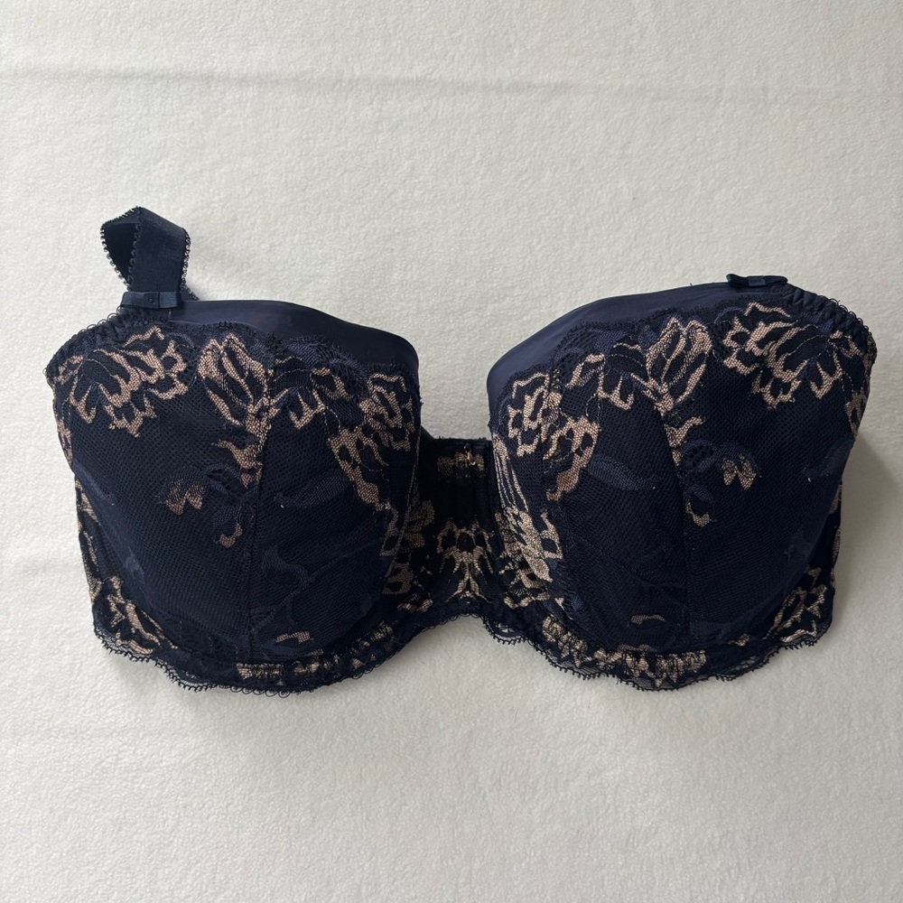 Fantasie Navy and Cream Lace padded half cup Bra 34G - Picture 2 of 6
